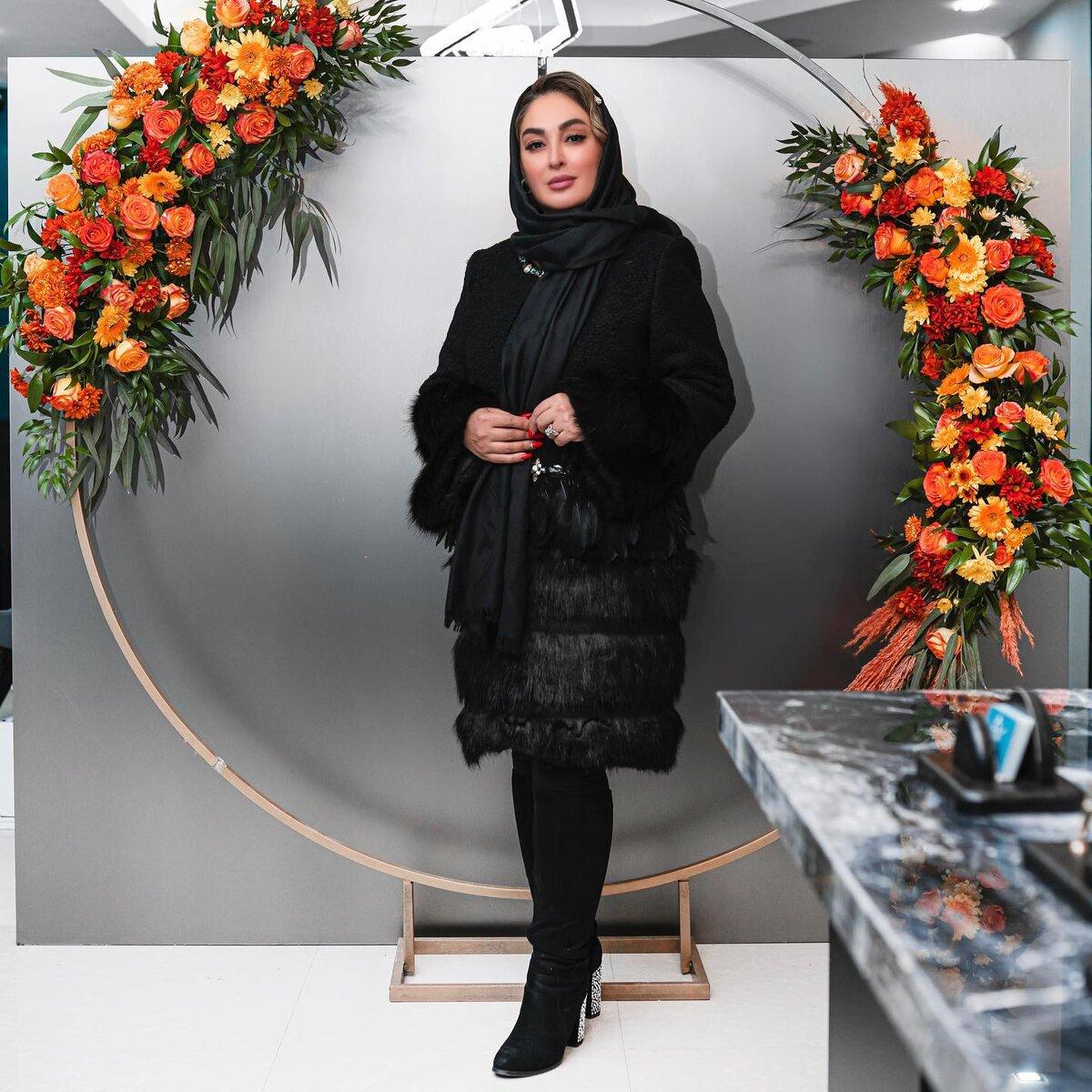 ست لباس خاص و جدید الهام حمیدی برای ماه محرم