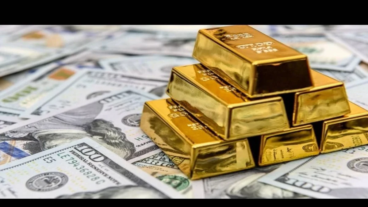 قیمت طلا و دلار در تیر ۱۴۰۵؛ سقوط طلا در برابر دلارِ صعودی، ماجرا چیست؟
